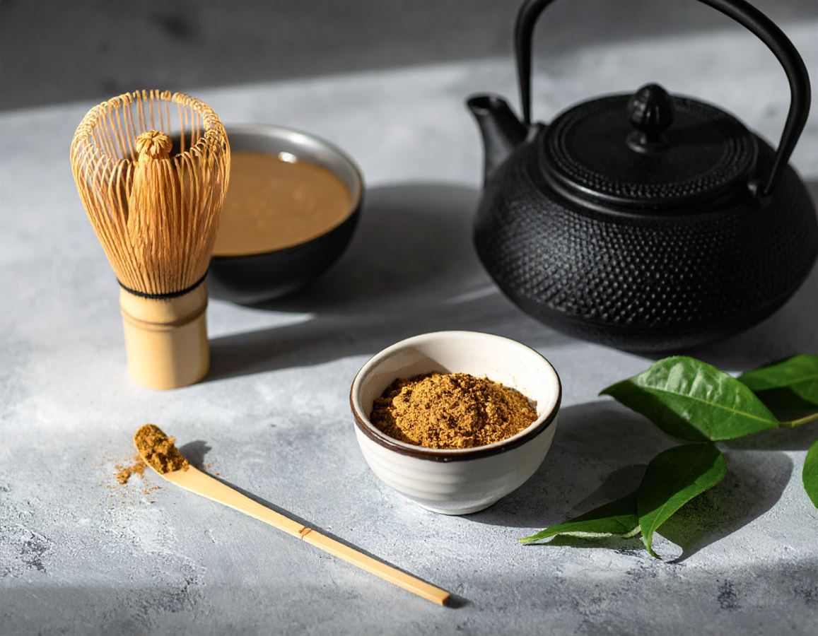 Hojicha Tee dieses Bild wurde mittels Künstlicher Intelligenz generiert.